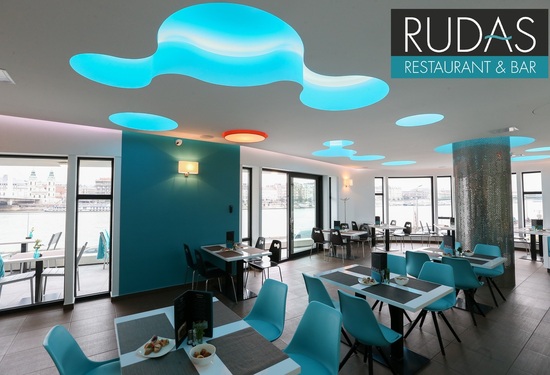 Rudas Restaurant & Bar